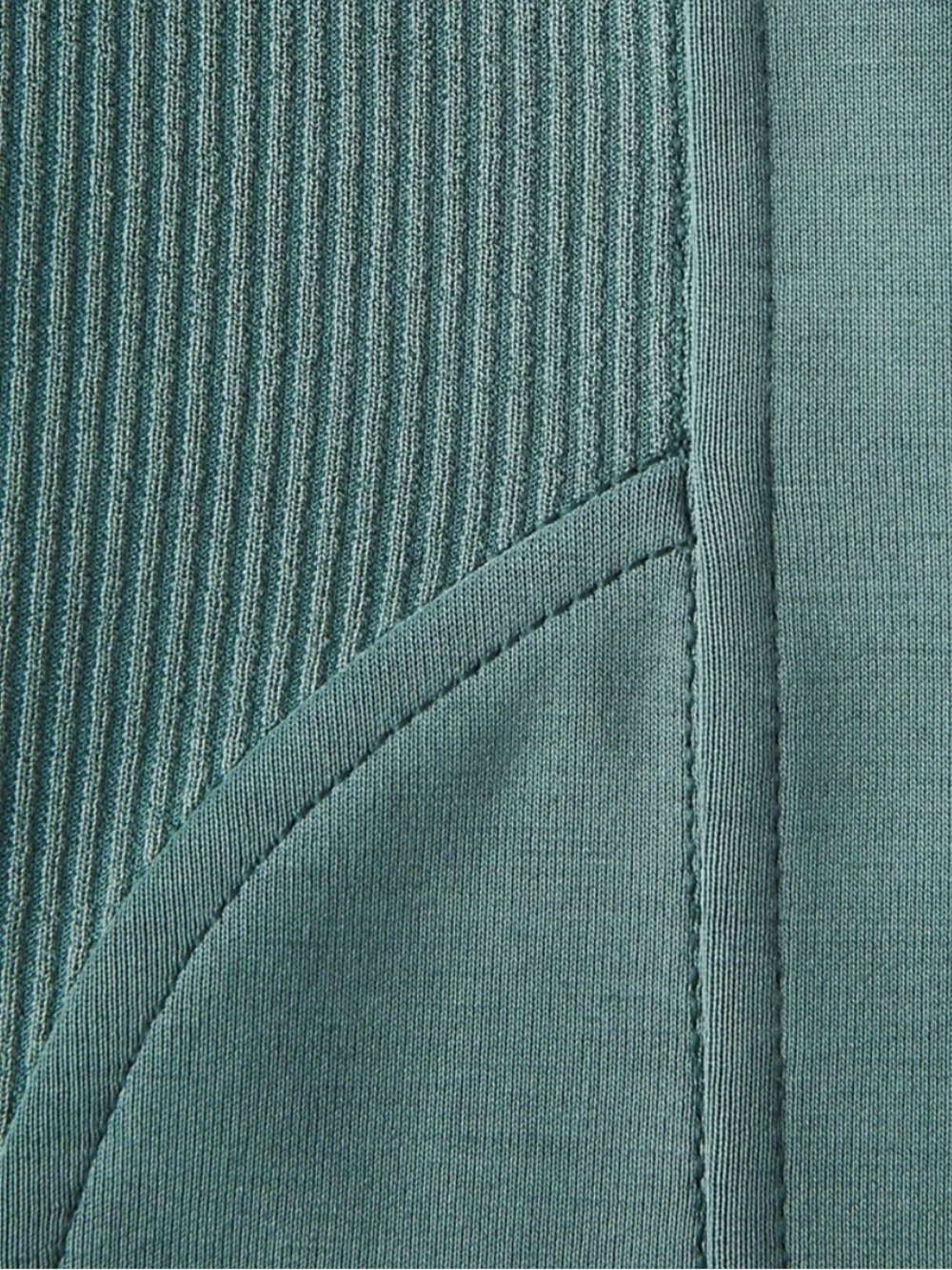 Lululemon Softstreme Ribbed High-Rise Pull-On Jogger Pant, Green Jasper, Size 0 - Picture 11 of 15